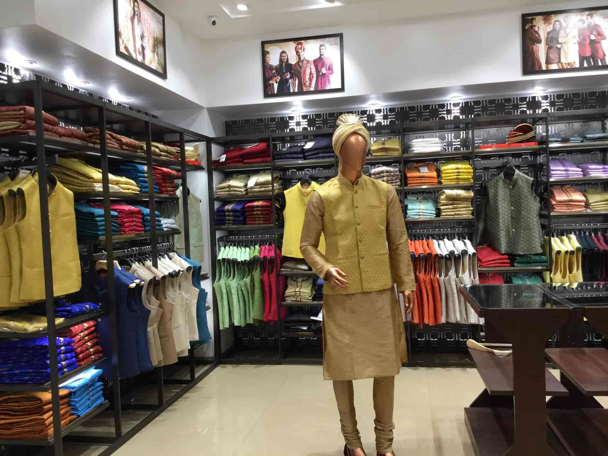 The Raymond Shop in Vapi Industrial Estate,Vapi - Raymond-Readymade Garment Retailers near me in Vapi - Justdial The Raymond Shop in Vapi Industrial Estate,Vapi - Raymond-Readymade Garment Retailers near me in Vapi - Justdial