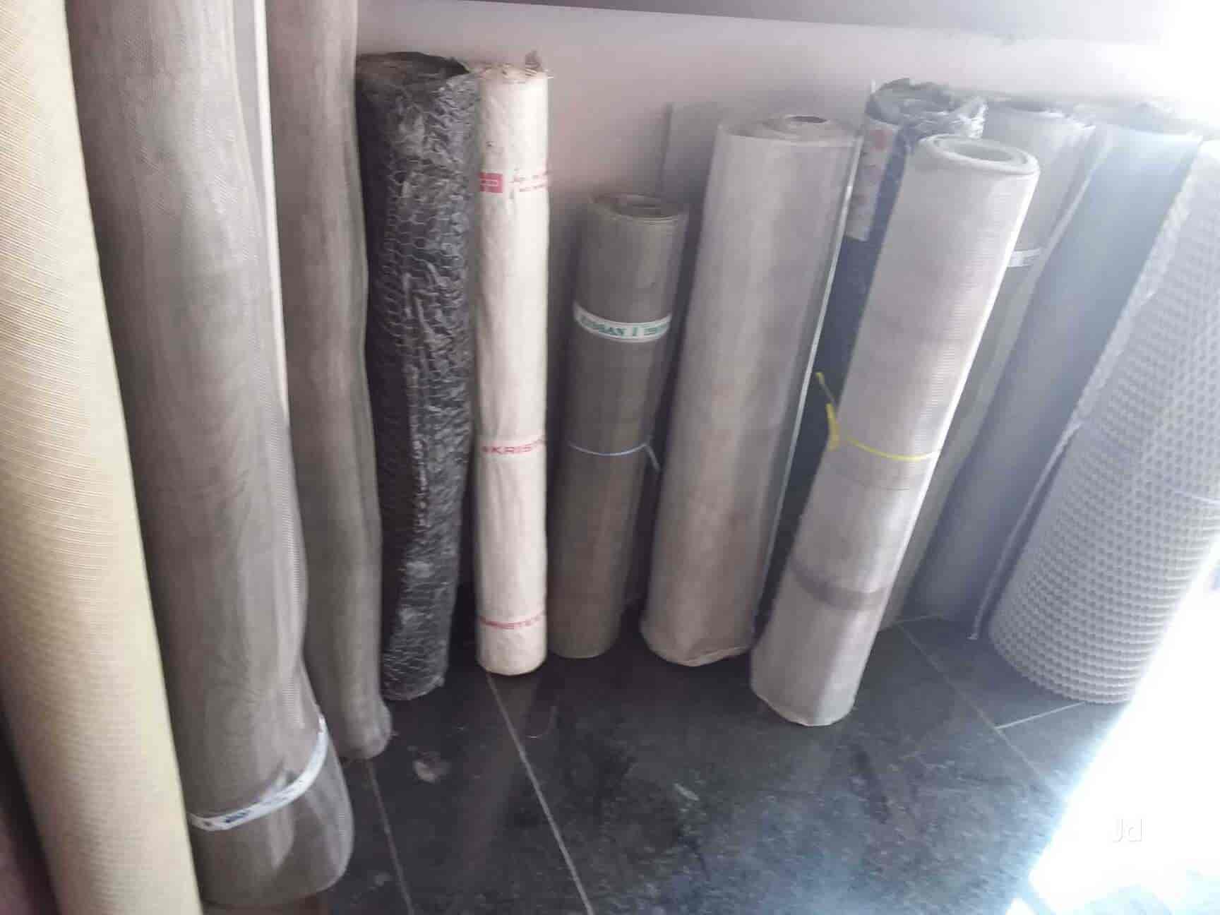 Ma Laxmi Plywood & Hardware in Near Belwababa Mandeer,Varanasi Best