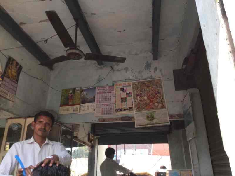 Roshan hair cutting salloon in Jansa Bazar,Varanasi - Best Salons in Varanasi - Justdial Roshan hair cutting salloon in Jansa Bazar,Varanasi - Best Salons in Varanasi - Justdial