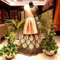 Designer lehenga hotsell near me