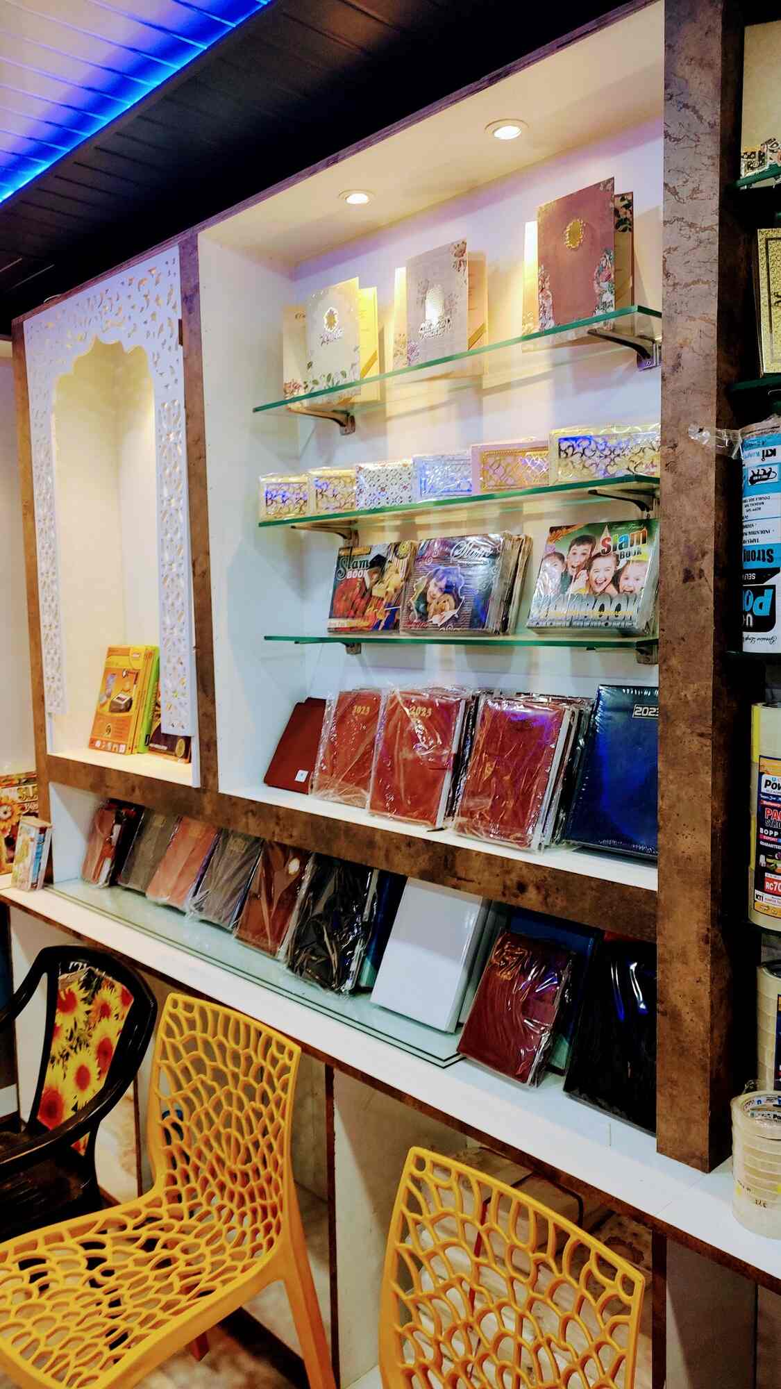 DVM CARDS & PRINTS in Sunderpur,Varanasi Best Printing Press in