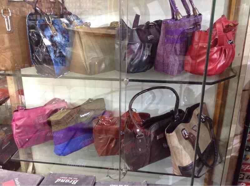 Bottom in Near Tharapadavedu,Vellore Best Men Shoe Dealers in Vellore