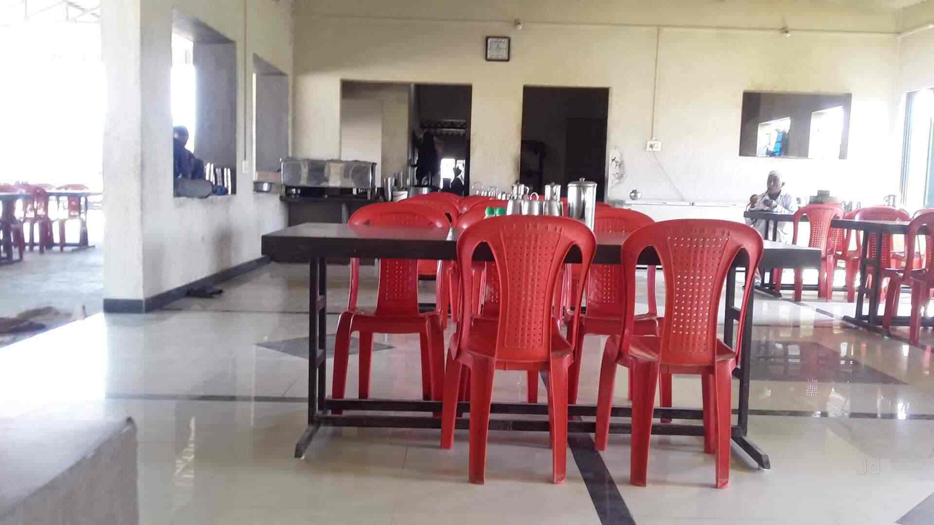 Hotel New Madhuvan in Amrapur,Veraval Best Gujarati Restaurants in