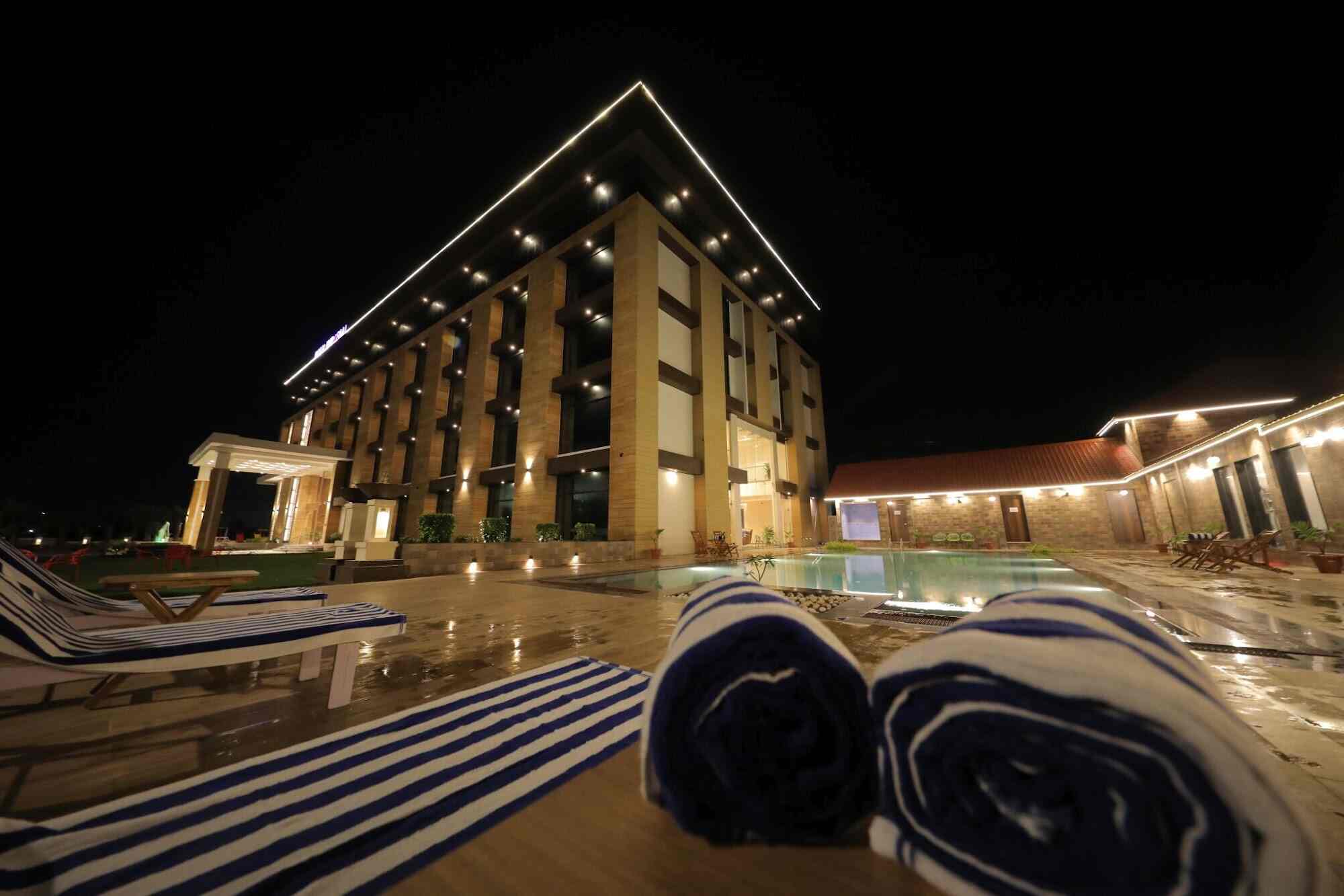 Book VITS Imperial Somnath Hotel in Somnath,Veraval Best Hotels (Rs