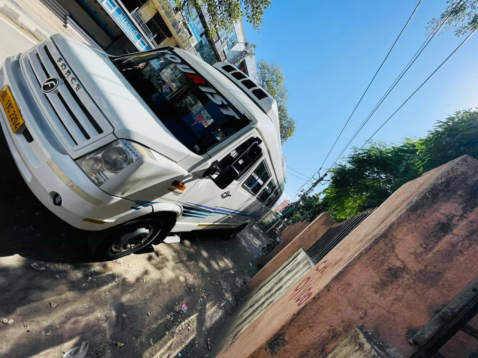 Shiv Shakti Tours & Travels in Veraval Tower Chowk,Veraval Best Car