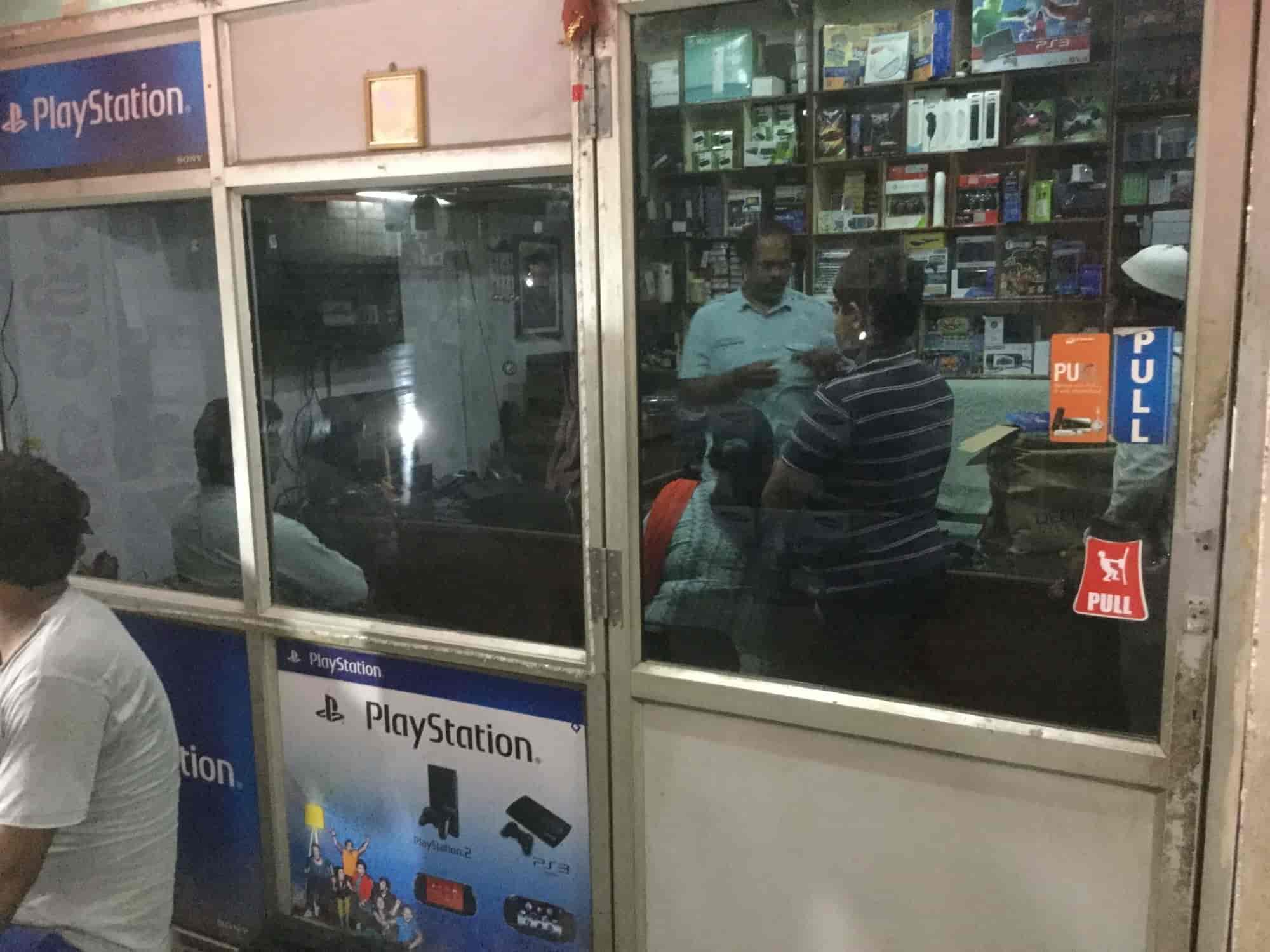 Top Sony Playstation Gaming Console Distributors in Kakinada गेमिंग