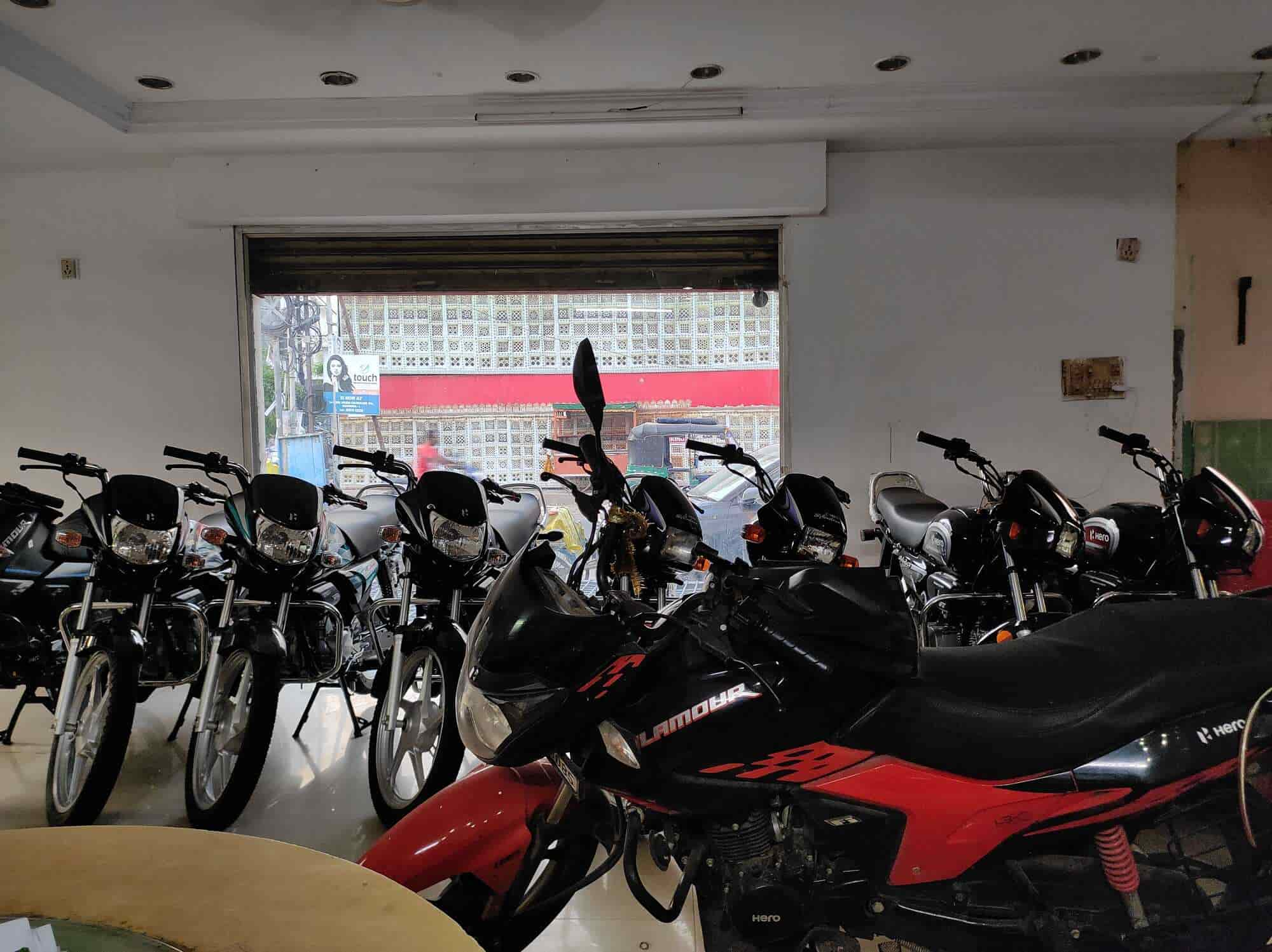 Hero honda outlet bike showroom