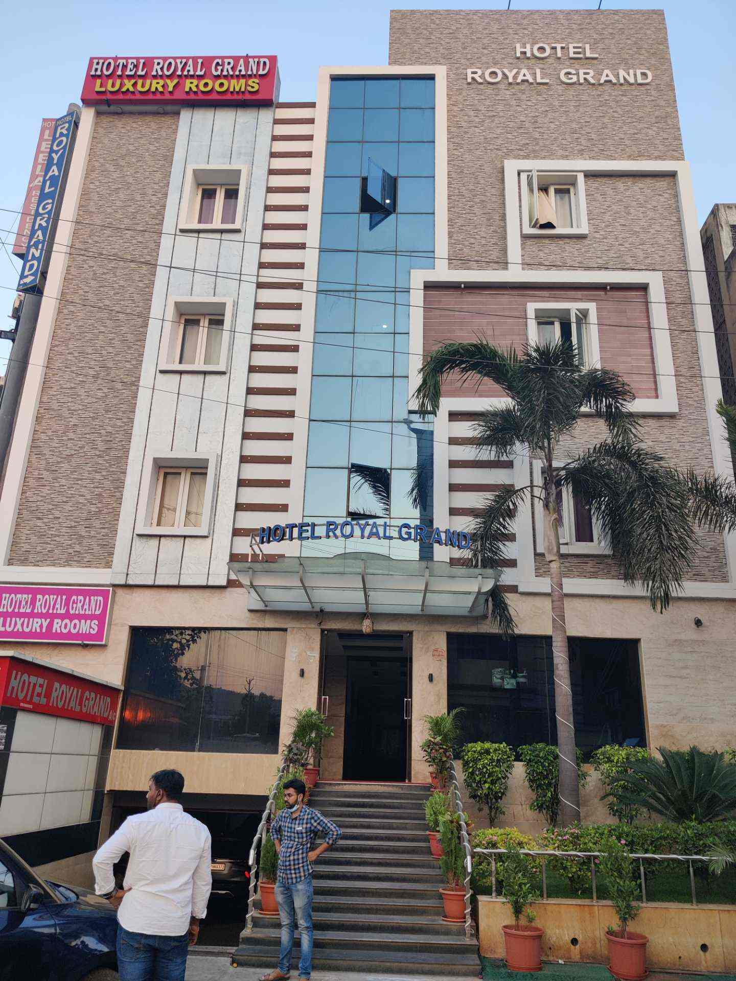 Book Hotel Royal Grand in Eluru Road,Vijayawada Best Hotels in