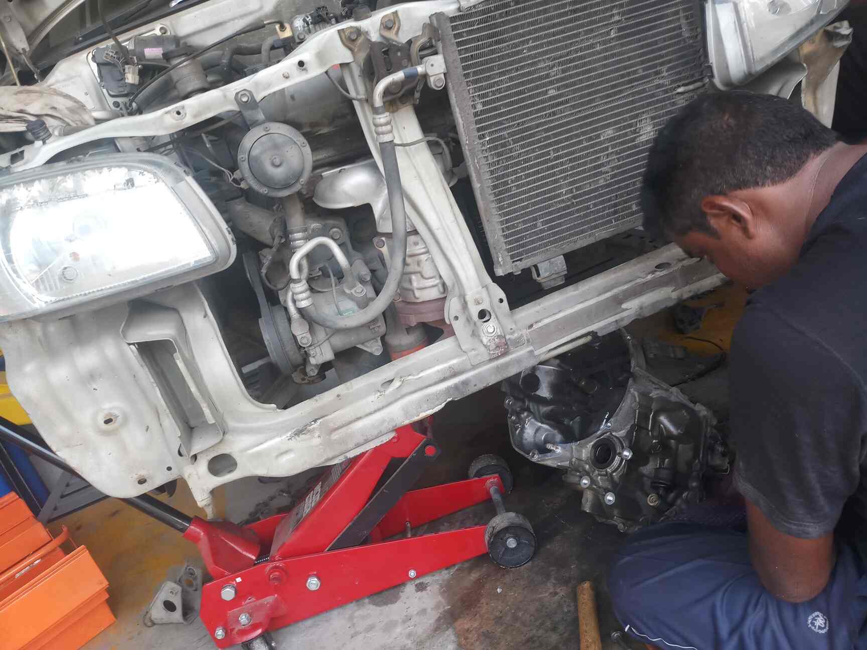 Top Car Accessory Dealers in Vijayawada Best Car Parts Dealers near