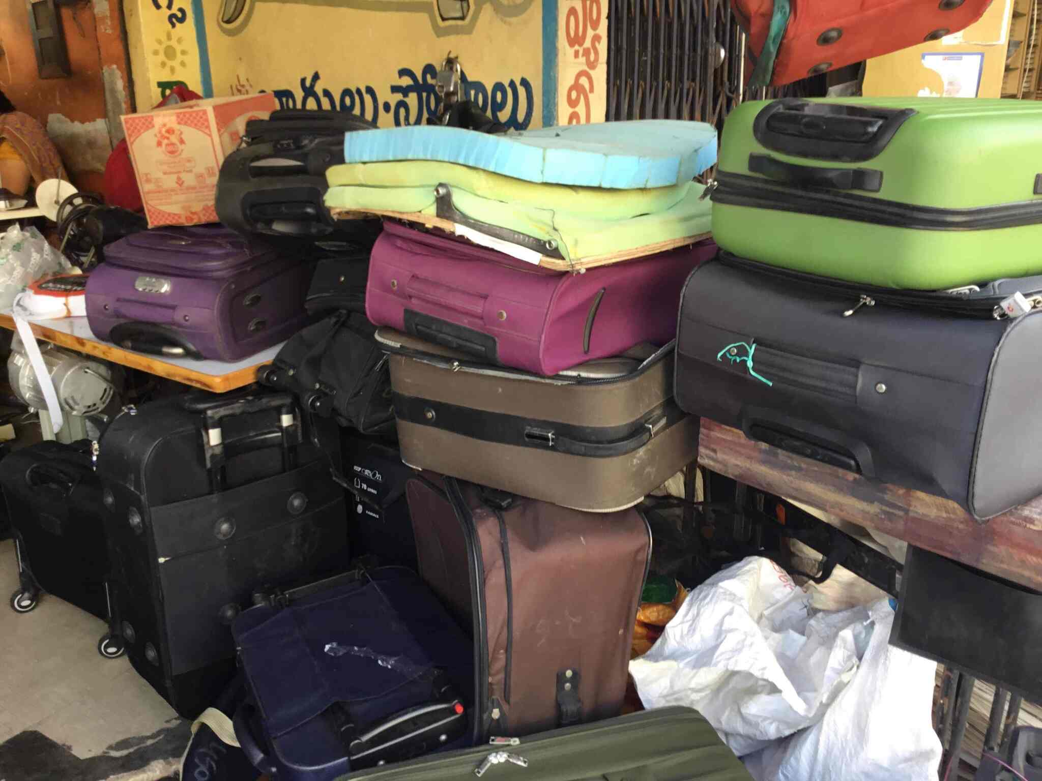 Sri Devi Bags in Patamata,Vijayawada Best Bag Dealers in Vijayawada