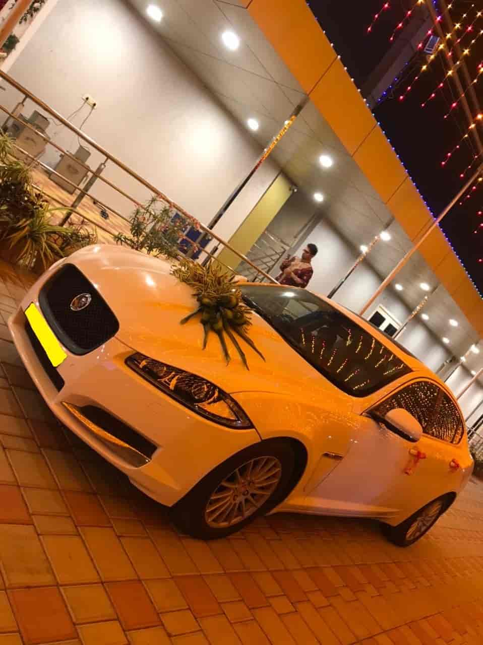 Red Sea Car Travels in Krishna Lanka,Vijayawada Best Car Rental in