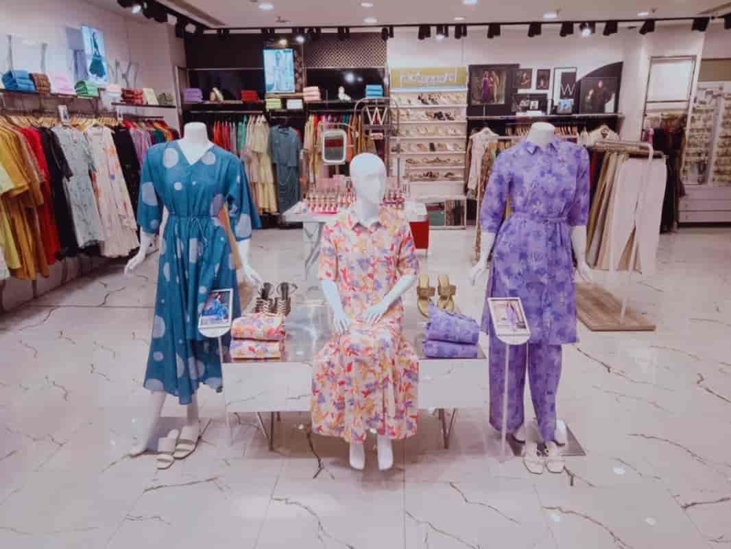 best ladies dress shops in vijayawada Top Women Party Wear Retailers in Vijayawada near me