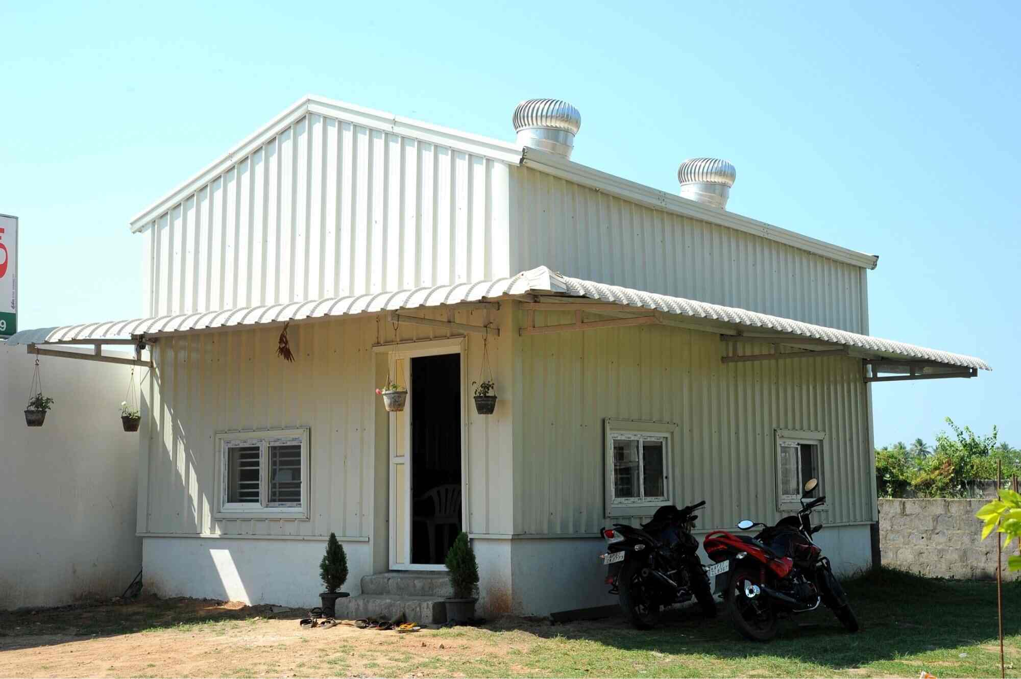 Top Metal Roofing Sheet Dealers in Vijayawada मेटल रूफिंग शीट डीलर्स