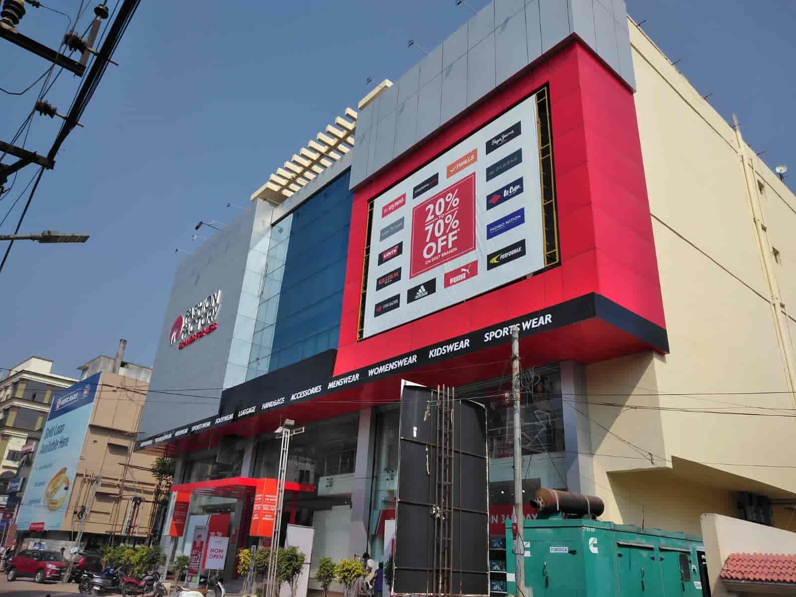 best ladies dress shops in vijayawada Top Women Party Wear Retailers in Vijayawada near me