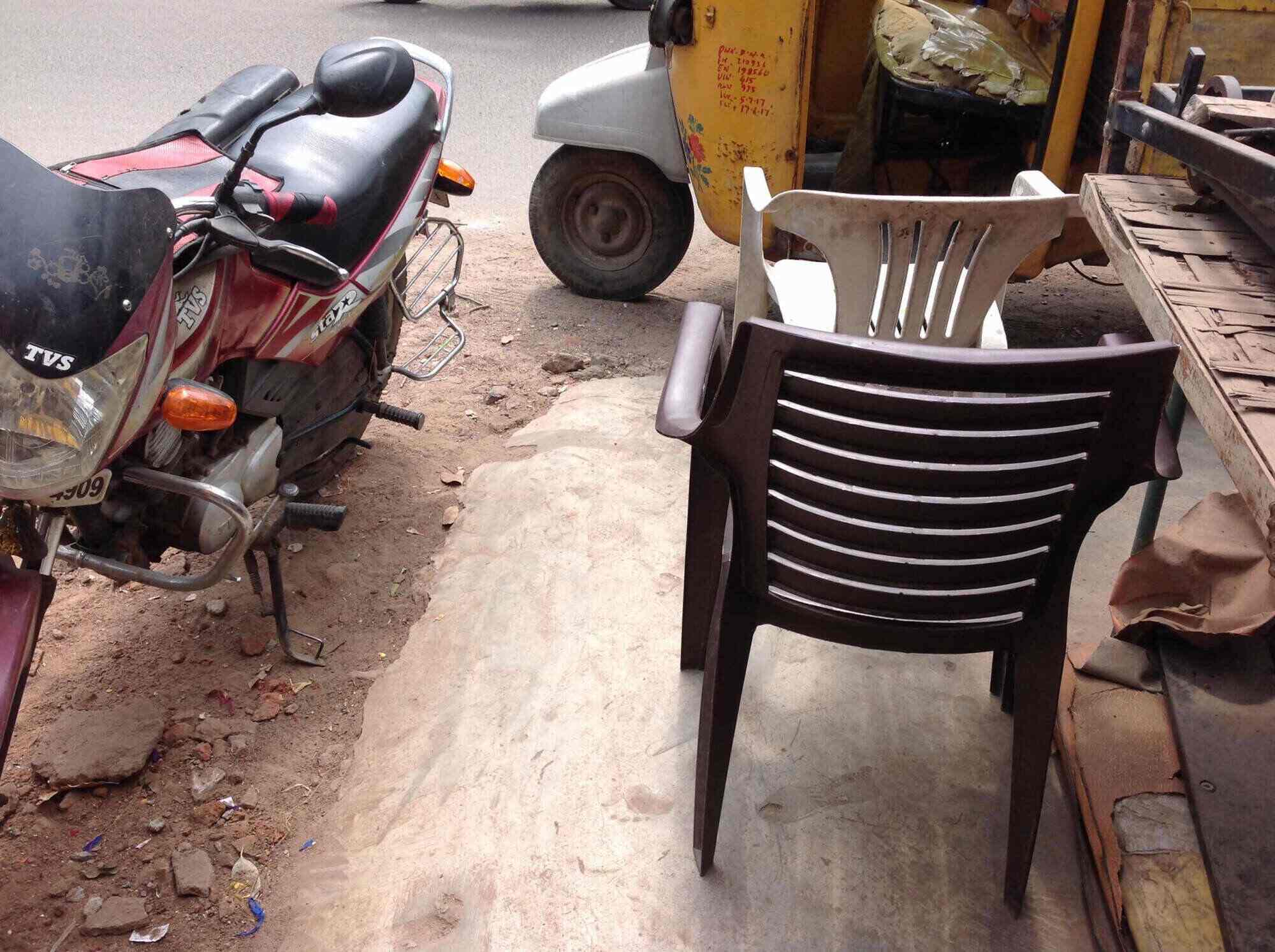 Top Second Hand Furniture Buyers in Poranki Best Old Furniture Buyers