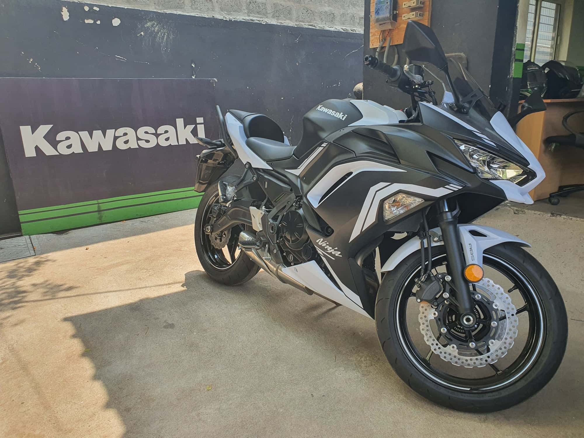 ファーマーズ様 Top Motorcycle Dealers Kawasaki Authorised in Kozhikode - Best