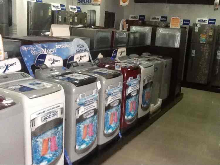 Samsung Plaza (Closed Down) in Daba Gardens,Visakhapatnam Best in