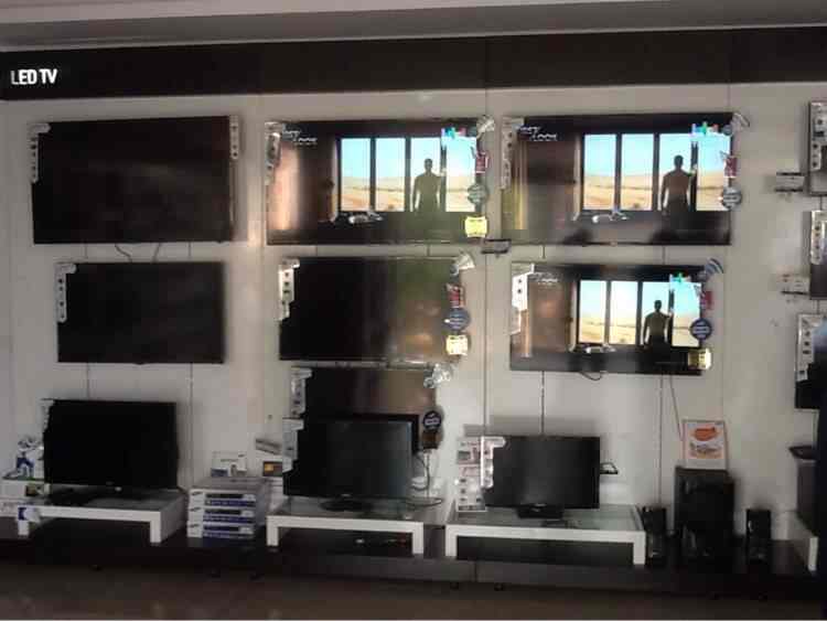 Samsung Plaza (Closed Down) in Daba Gardens,Visakhapatnam Best in