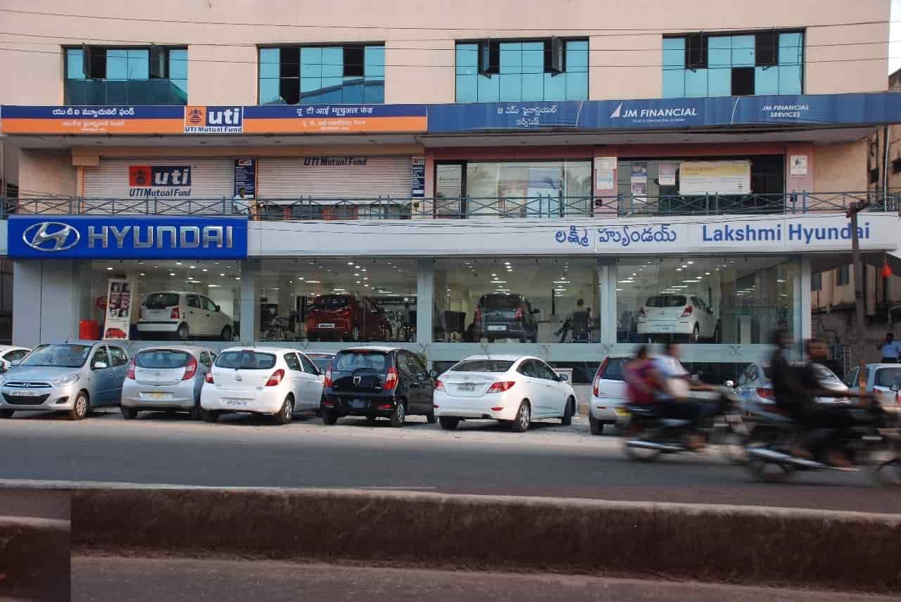 Second Hand Car Buyers in Madhurawada, Visakhapatnam Used Car Buyers