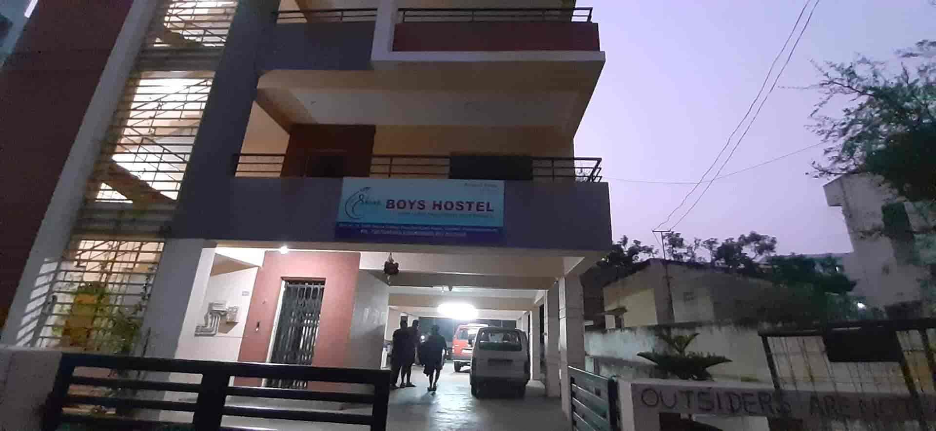 Shree Boys & Girls Hostel