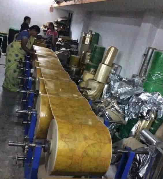 Manufacturing of discount paper plates