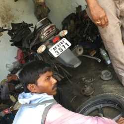 Vijaya Teja Bike Mechanic, Nad Kotha 