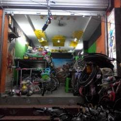 Trek cycle hot sale showroom near me
