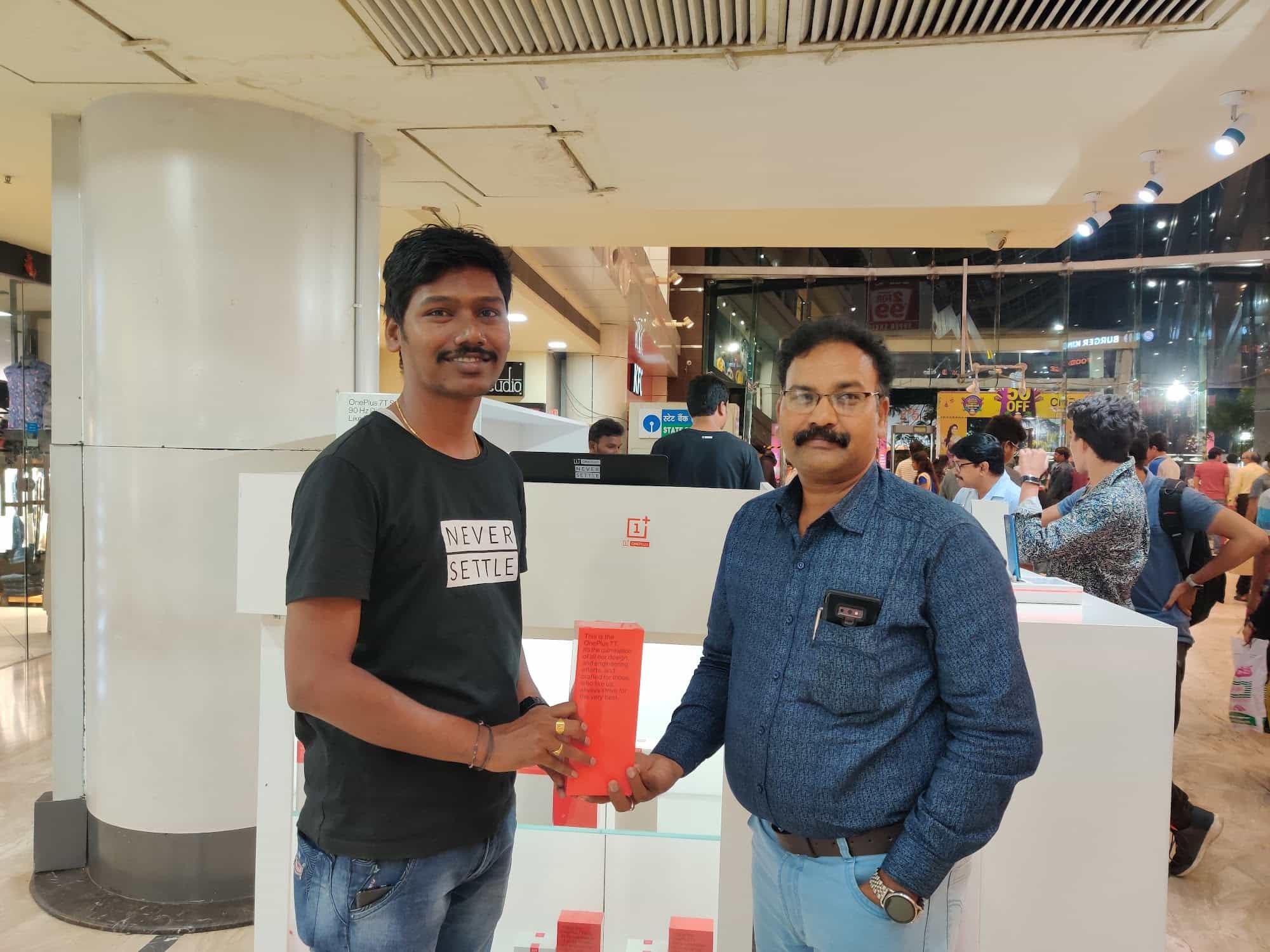 Oneplus Store Vizag in Maddilapalem,Visakhapatnam Best Mobile Phone