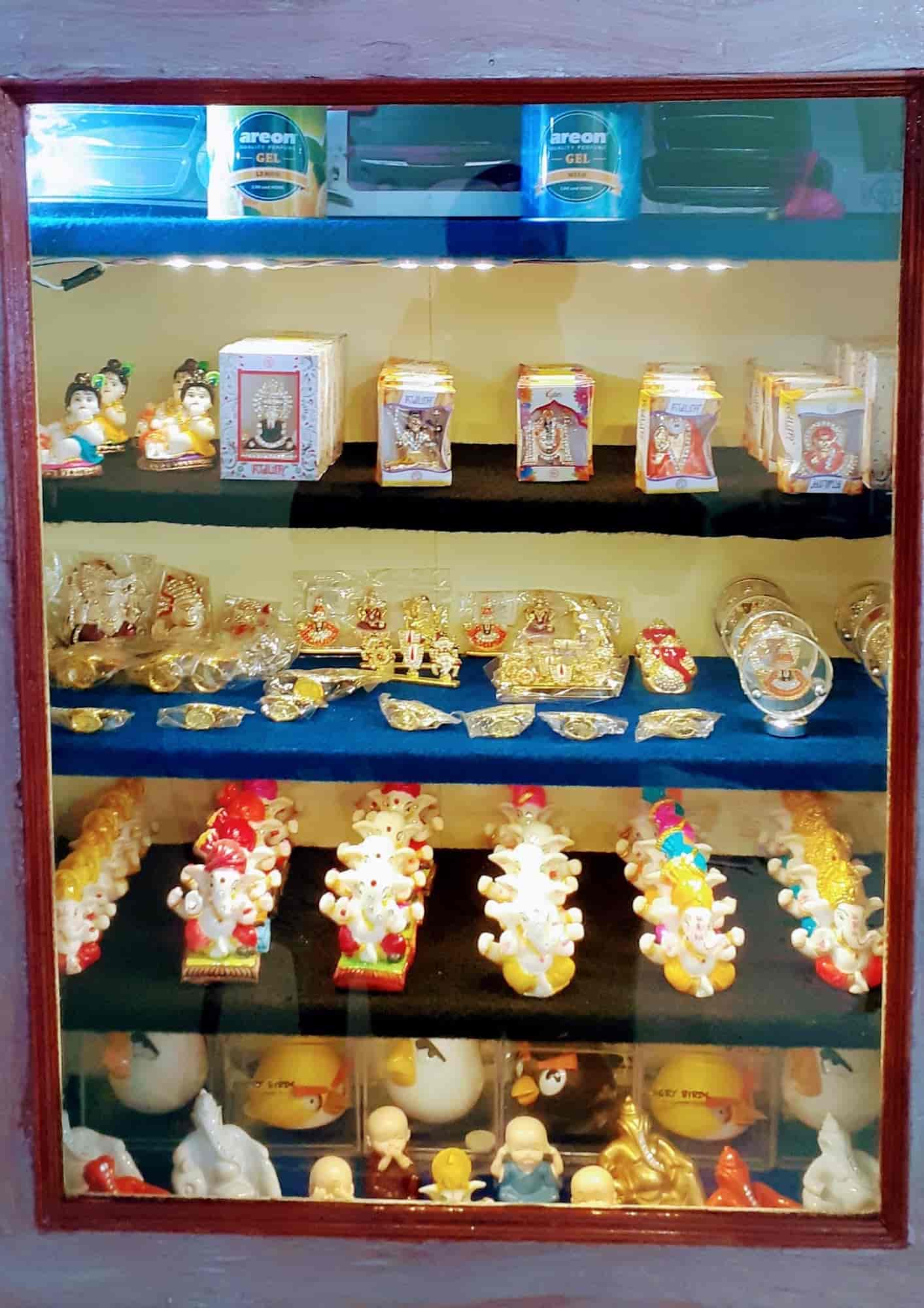 Ramani's B2B Axis in Near Oxygen Towers,Visakhapatnam Best Car