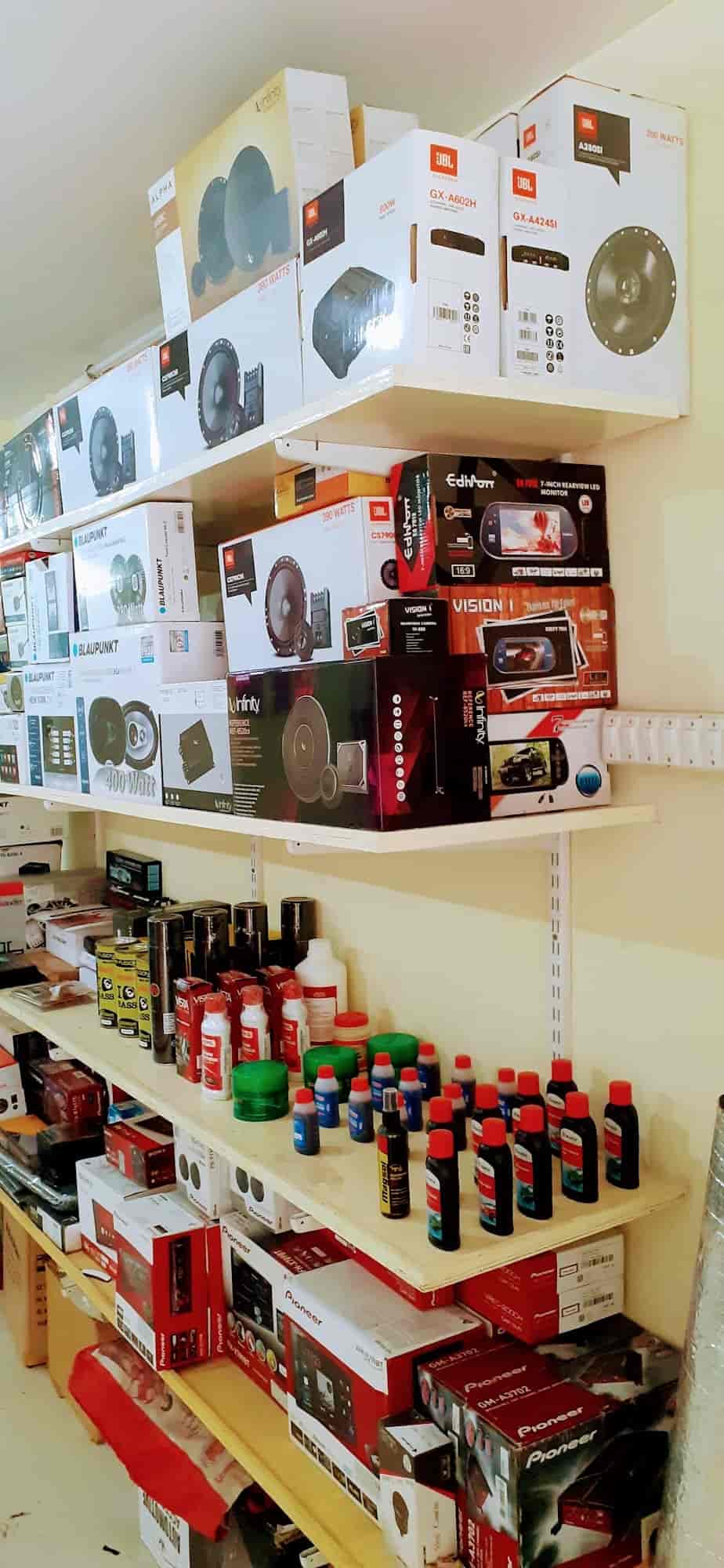 Ramani's B2B Axis in Near Oxygen Towers,Visakhapatnam Best Car