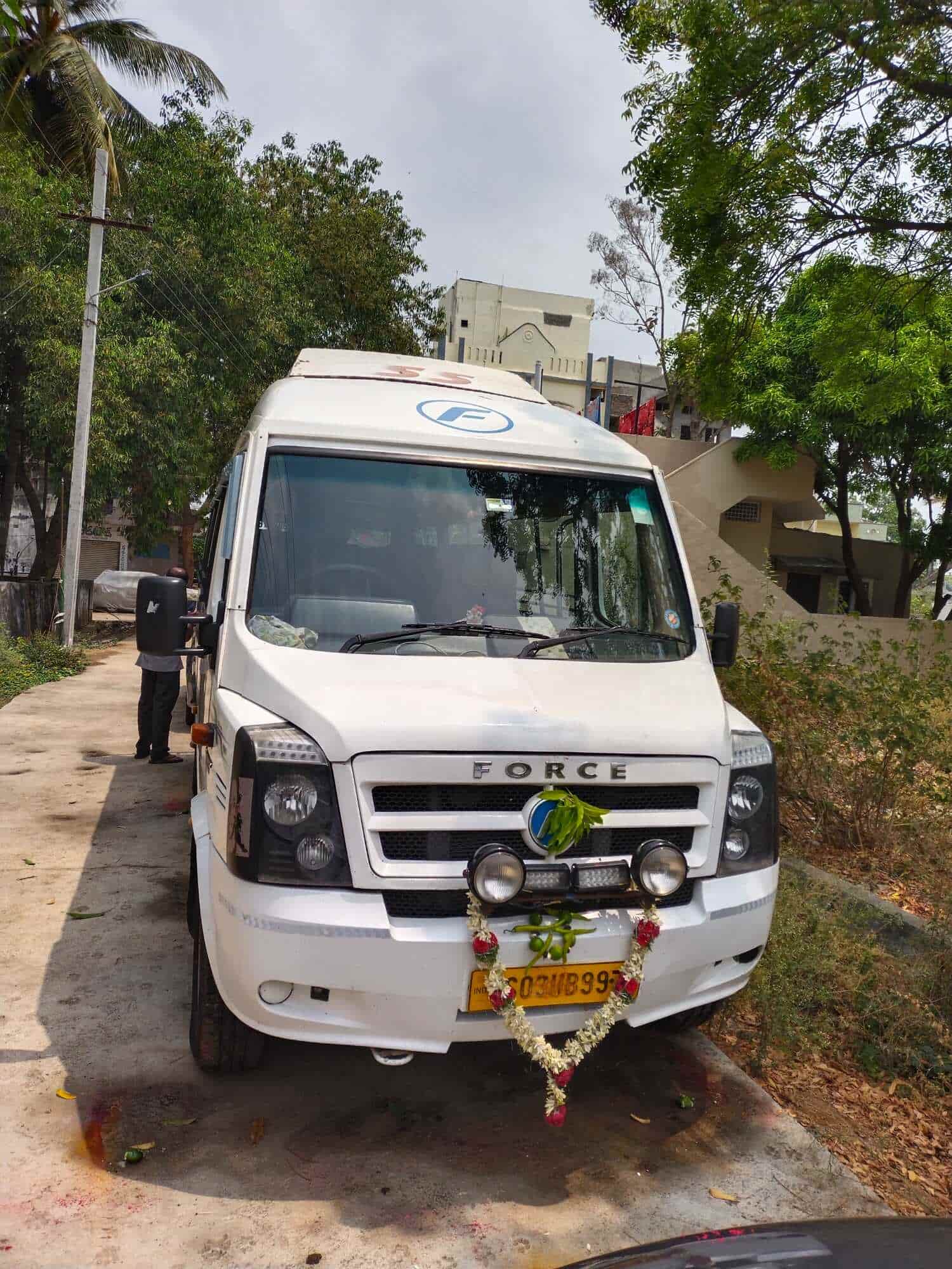 Hashvitha Tours and Travels in Hanamkonda,Warangal Best Tempo