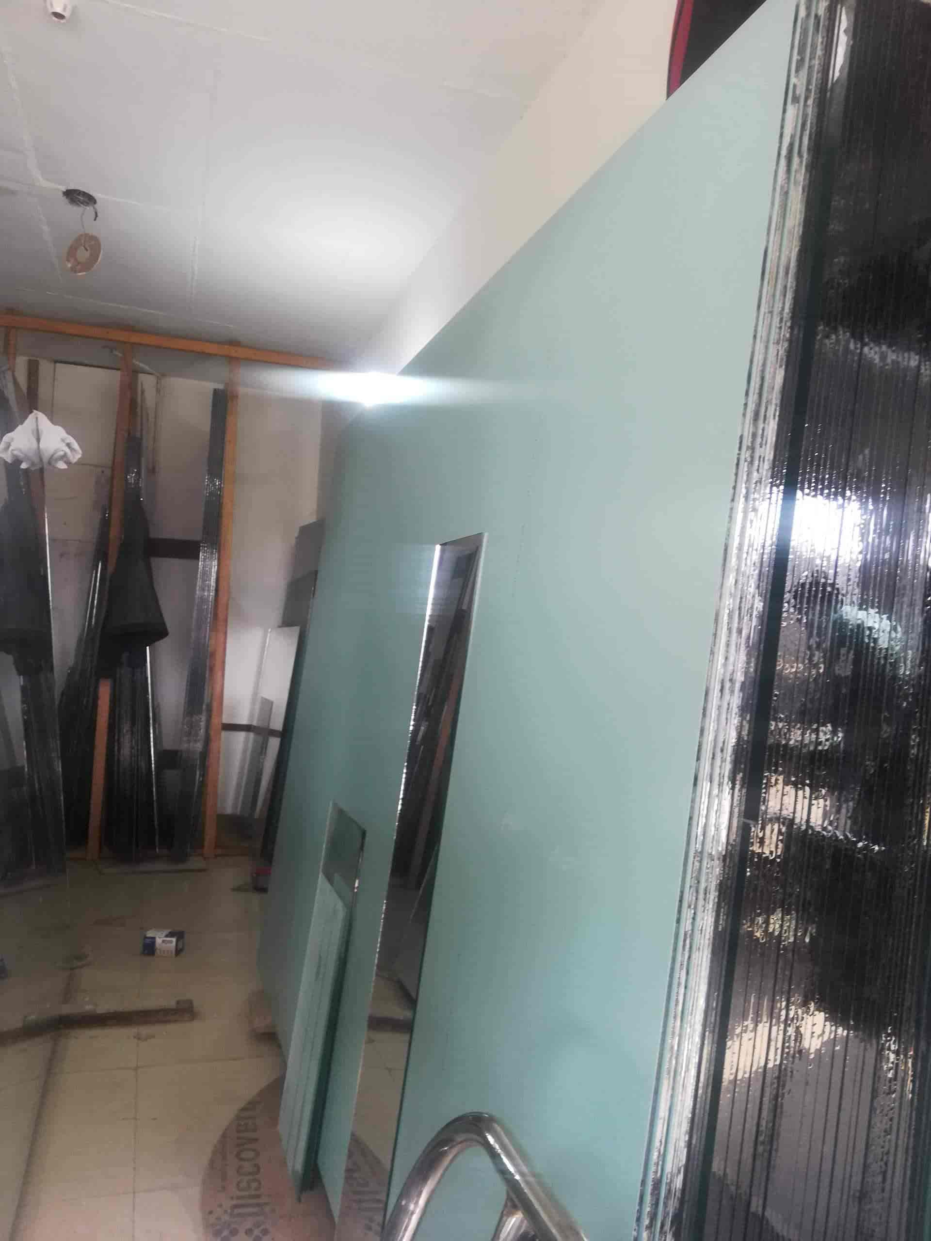 Catalogue Rayyan Art Glass in Zirakpur HO , Zirakpur Justdial