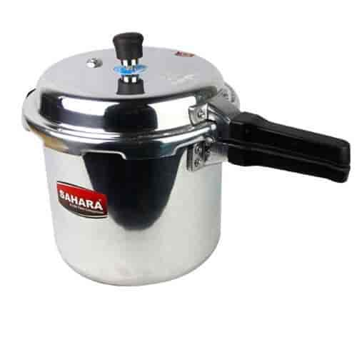 Futura 9 litre online pressure cooker