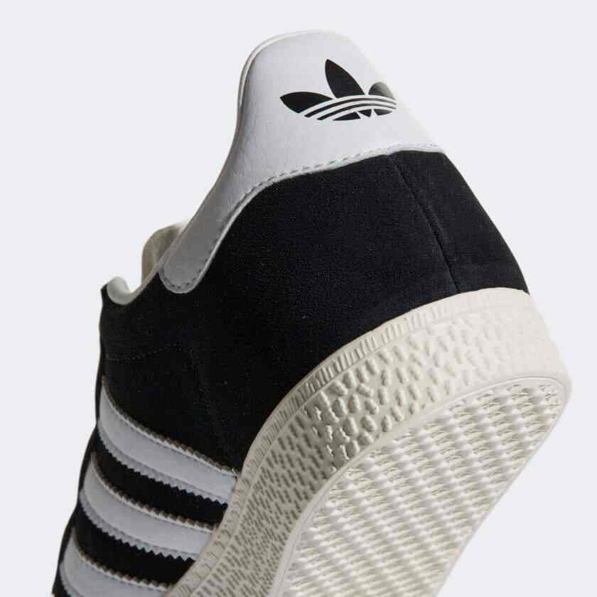 adidas size 5 womens