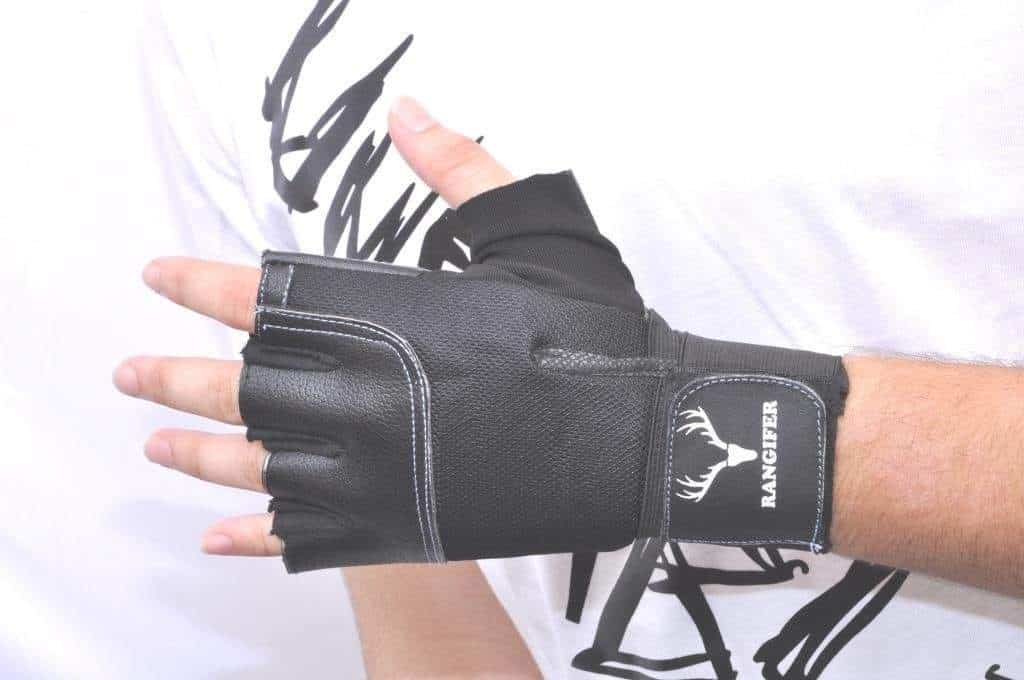 Aerofit gym gloves sales