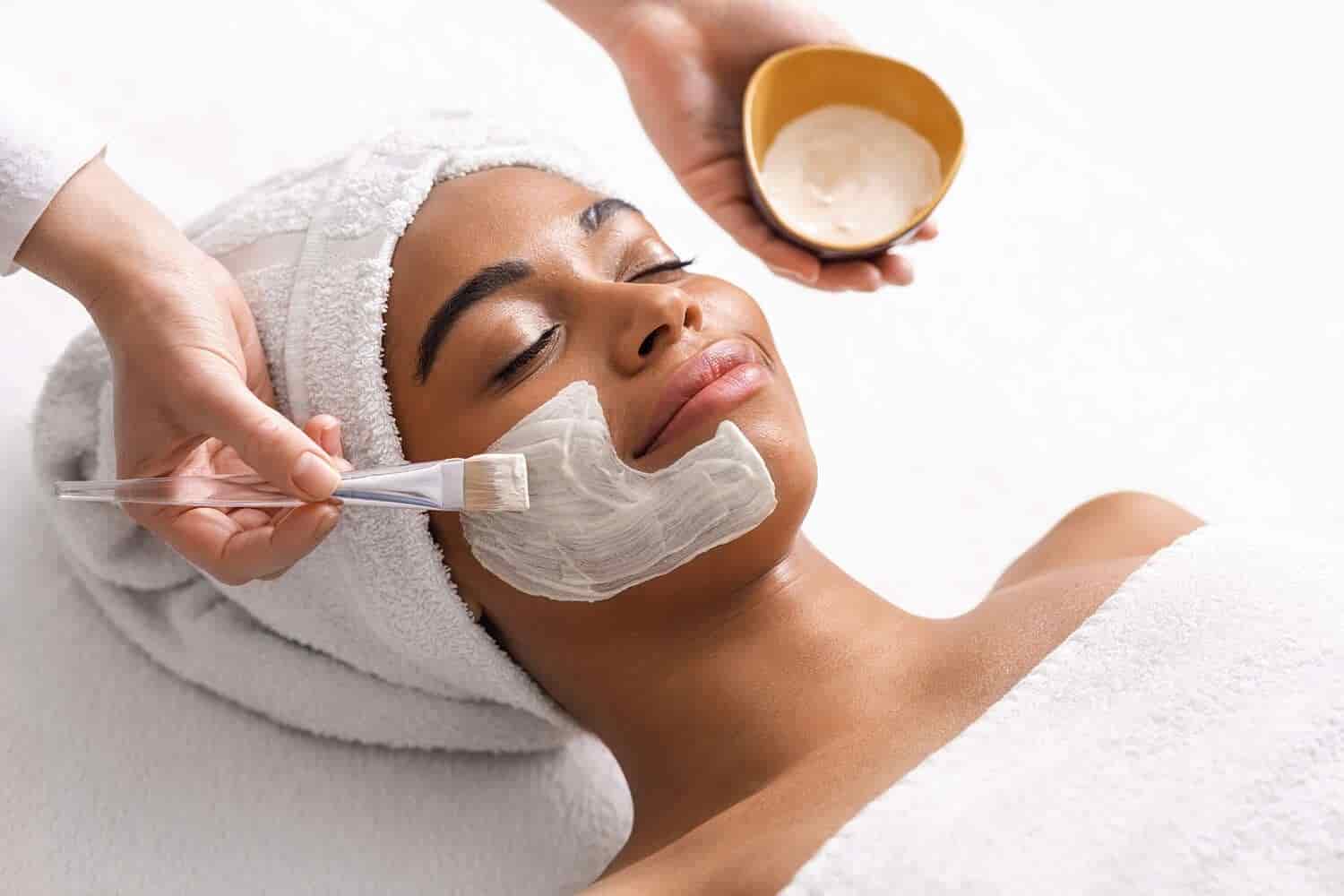 Age Defying Luxury Facial - 60 Minutes