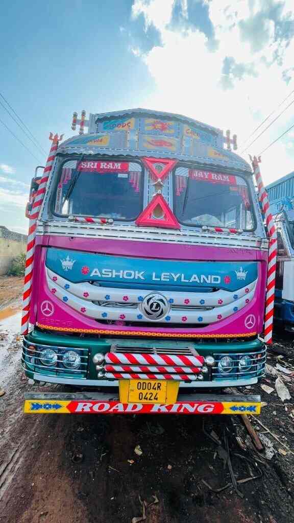 Ashok Leyland 4220 HG yellow & orange in RaipurChhattisgarh at best