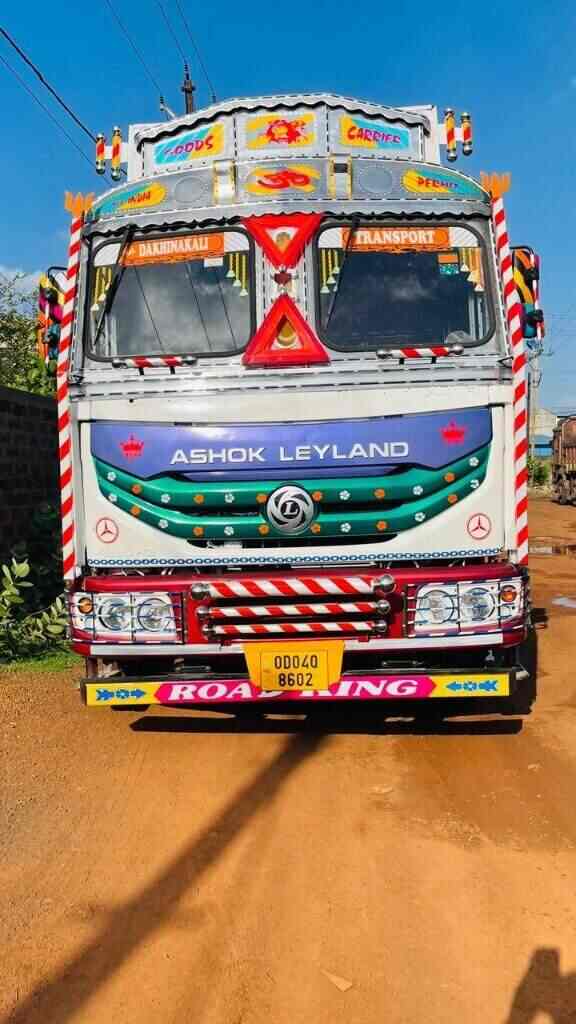 Ashok Leyland 4220 HG yellow & orange in RaipurChhattisgarh at best