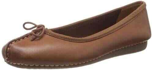 clarks leather ballet flats