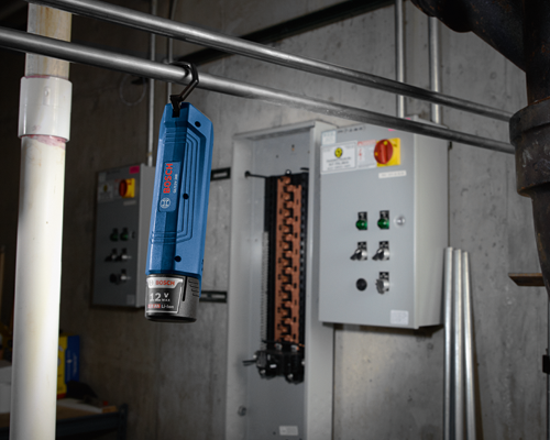 Pocket reciprocating saw hot sale