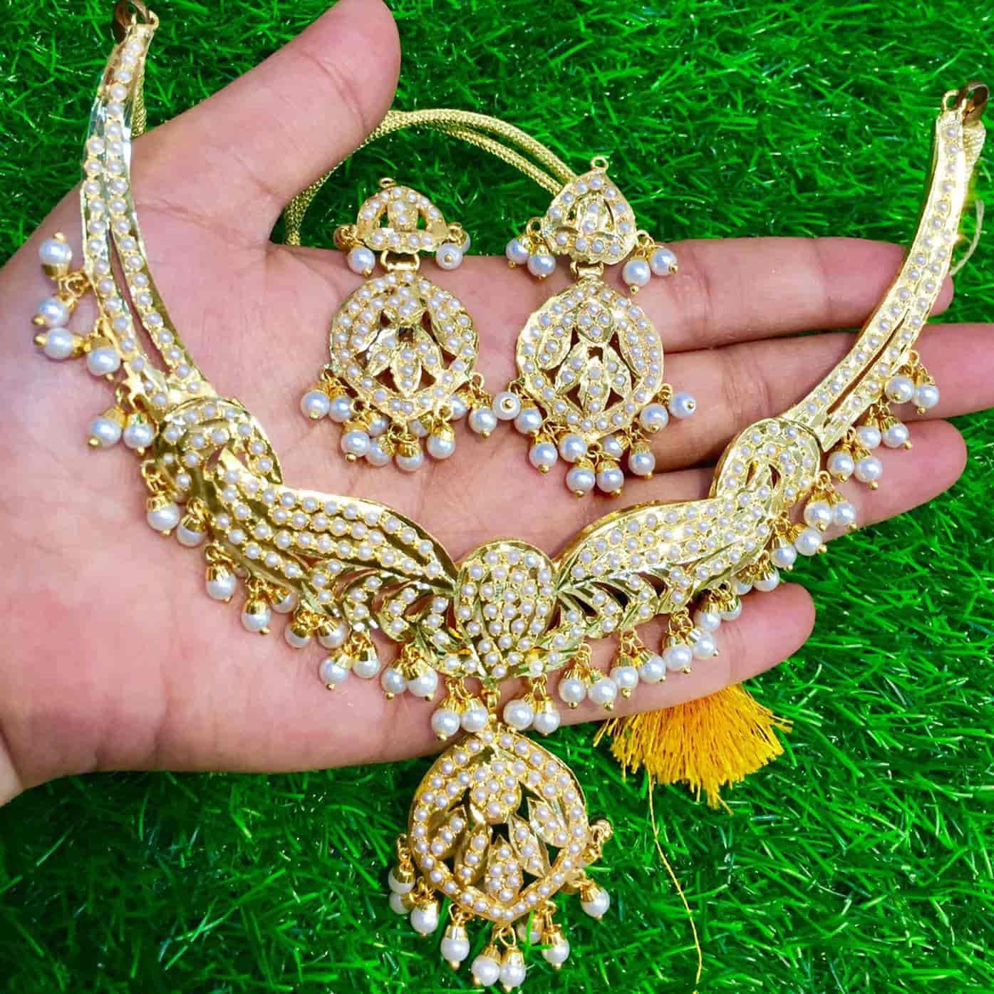Gold necklace price in india online