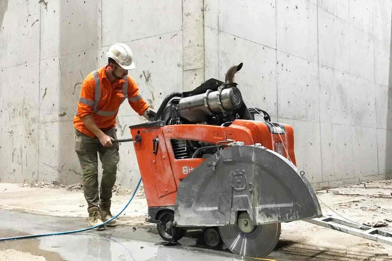 Petrol concrete cutter online