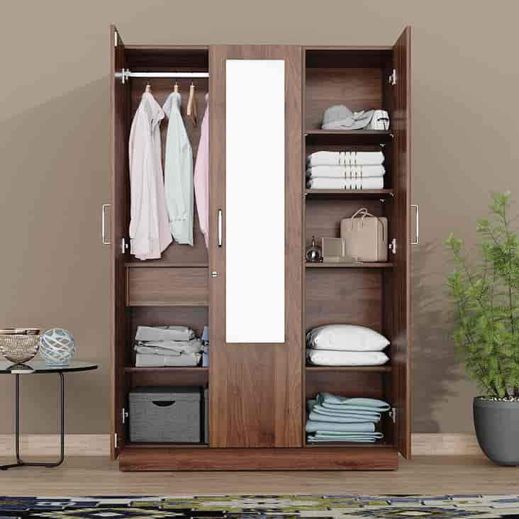 Almari 3 door price online
