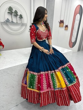 Navratri Dress in Mangalore - Vibrant, Festive & Elegant Attire - Justdial  Verified