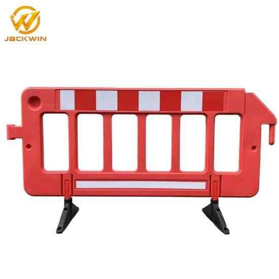 Plastic Traffic Barricade in Pune - Dealers, Manufacturers
