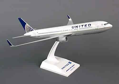 Daron Skymarks United 767-300ER Post Co Merger Liv Model Kit 1//150 Scale