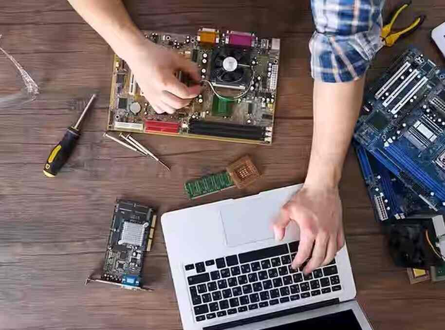 DESKTOP & LAPTOP SERVICE