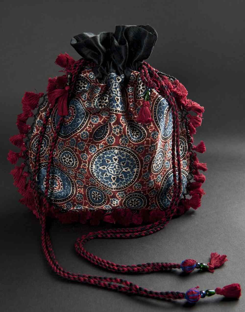 fabindia potli bags