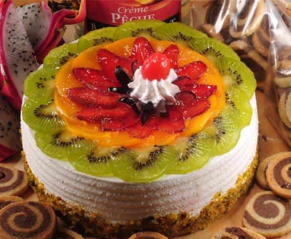 Flurys Fresh Fruit Gateaux