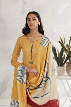 Ganga L Grey Dupatta - Ganga L Grey Odhani Price Starting From Rs ...